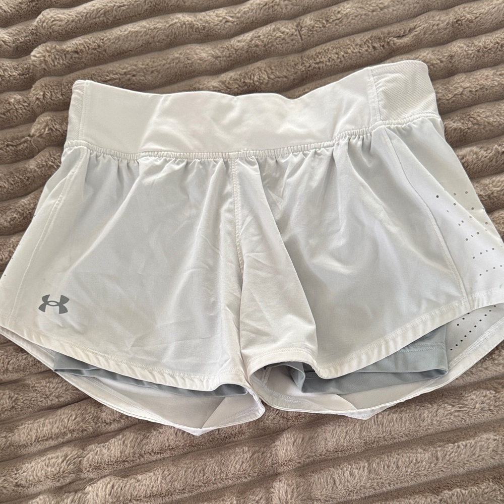 Under Armour Women's Light Gray Athletic Shorts